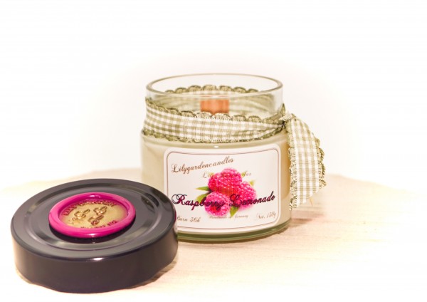 Raspberry Lemonade Lily Round Jar mini